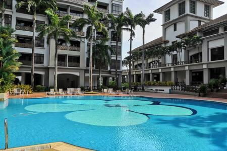 Mahkota Hotel Apartment Melaka Exterior photo